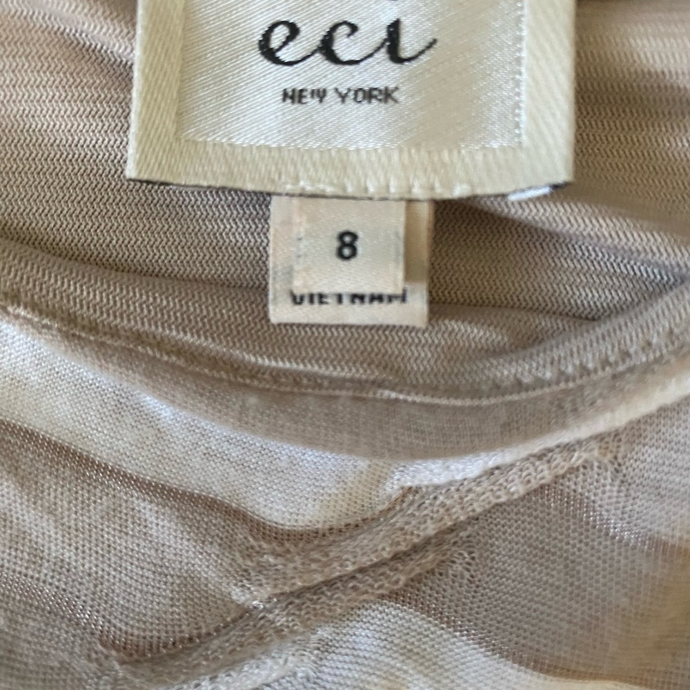 ECI New York Tan and White Dress - Picture 4 of 5